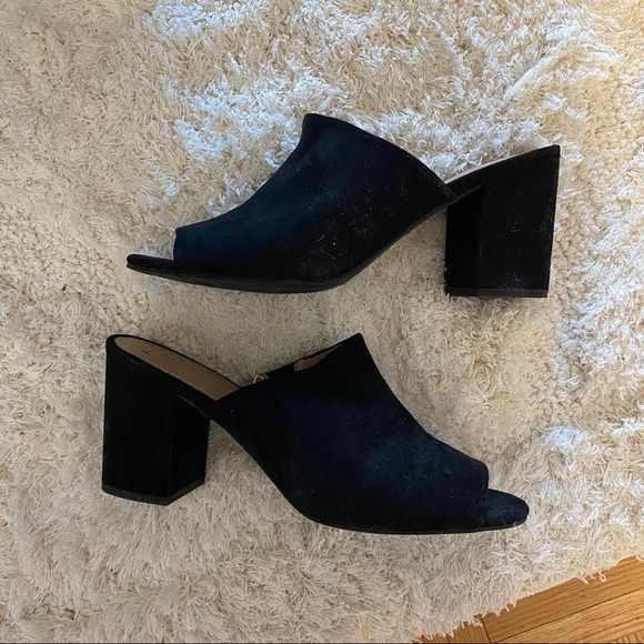 Shoes - Black heeled mules